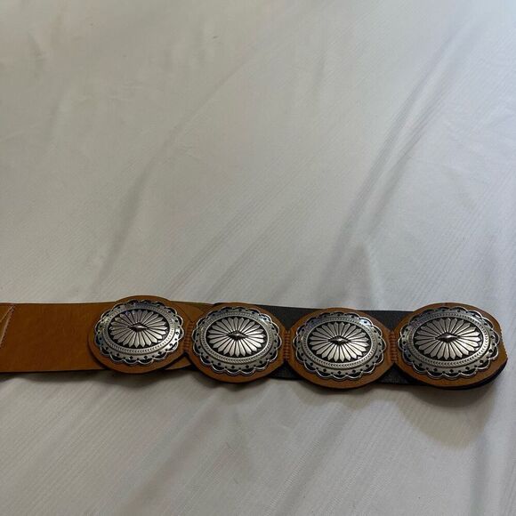 Chico’s Leather Belt Size Medium - Picture 8 of 8